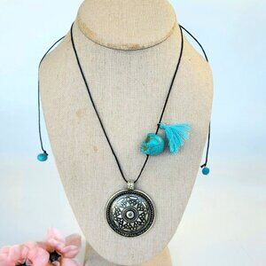 Vintage - Fashion Jewelry - Sun Pendant Necklace - Free Size